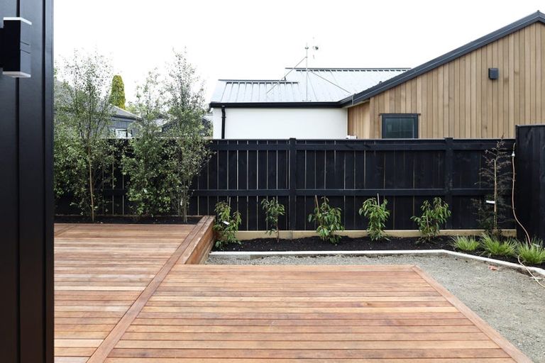 Photo of property in 14 Samuel Place, Terrace End, Palmerston North, 4410