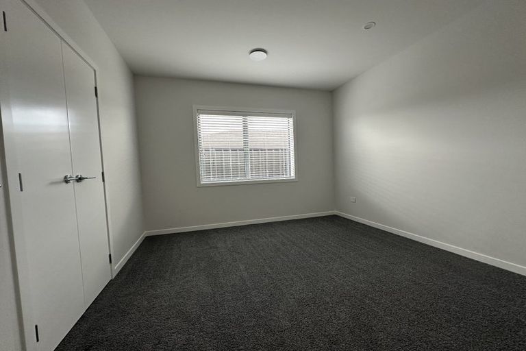 Photo of property in 5 Cassin Place, Taradale, Napier, 4112