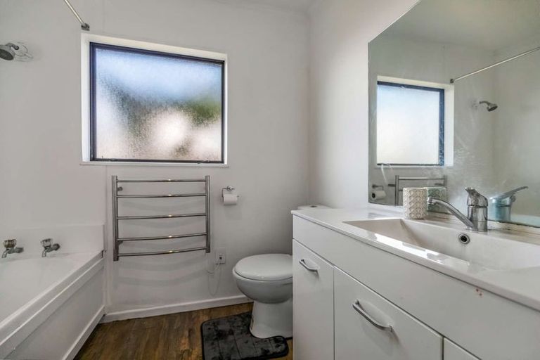 Photo of property in 4b Old Quarry Road, Selwyn Heights, Rotorua, 3015