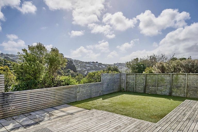 Photo of property in 44 Mortimer Terrace, Aro Valley, Wellington, 6021