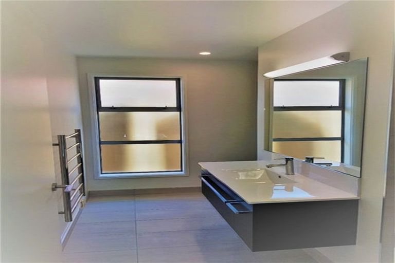 Photo of property in 9 Lakeside Terrace, Omokoroa, 3114