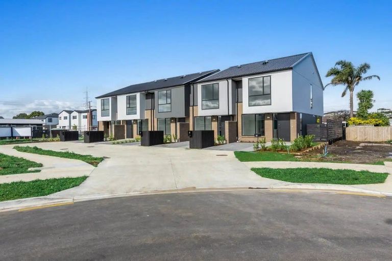 Photo of property in 8 Paapaakiri Loop, Takanini, 2112