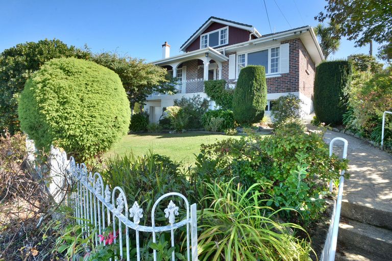 Photo of property in 10 Neidpath Road, Mornington, Dunedin, 9011