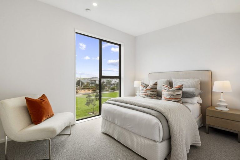 Photo of property in 83 Bearing Parade, Long Bay, Auckland, 0630