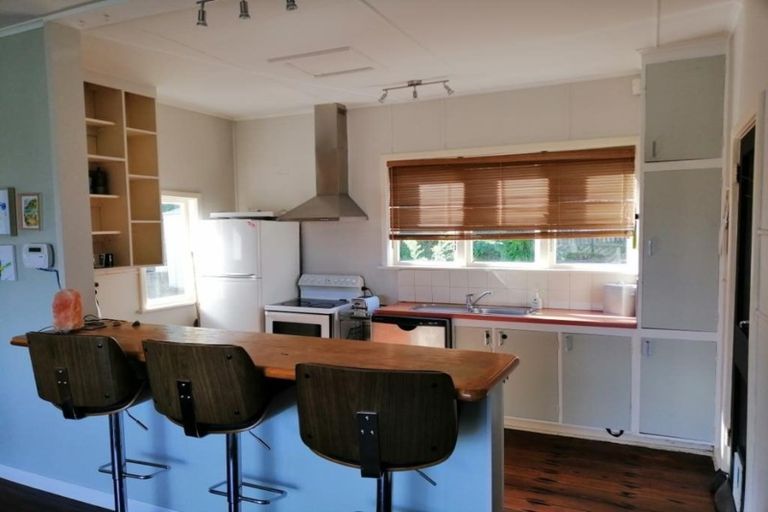 Photo of property in 107 Nevay Road, Miramar, Wellington, 6022