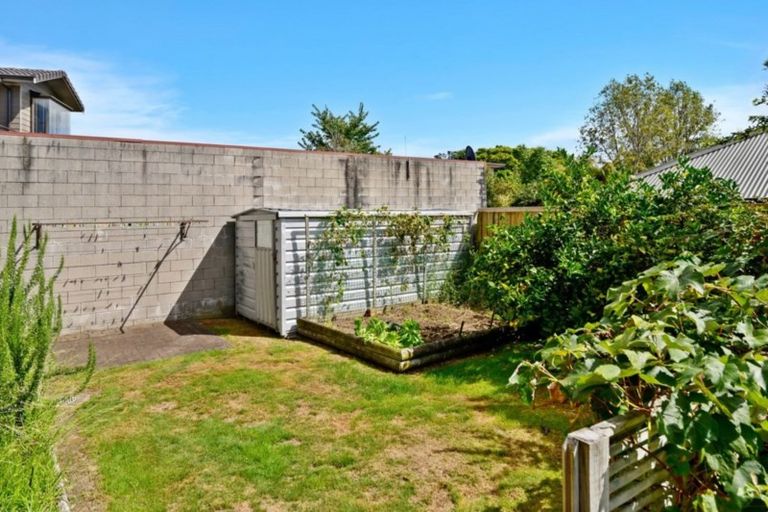 Photo of property in 24 Carter Drive, Pomare, Rotorua, 3015