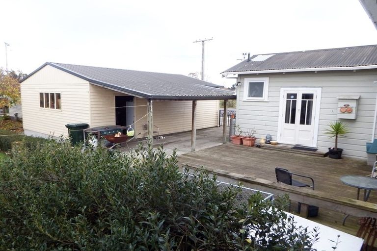 Photo of property in 25 Hunia Street, Marton, 4710