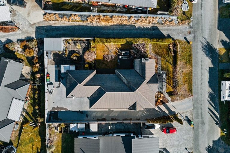 Photo of property in 48 Missy Crescent, Mount Pisa, Cromwell, 9383