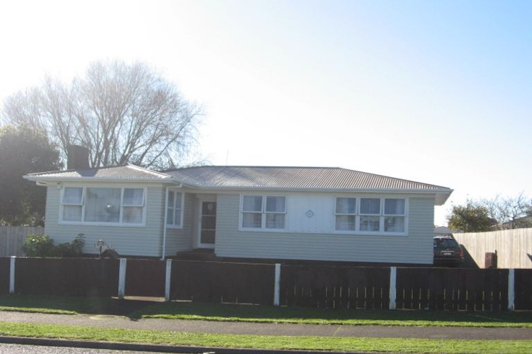 Photo of property in 58 Addington Avenue, Manurewa, Auckland, 2102