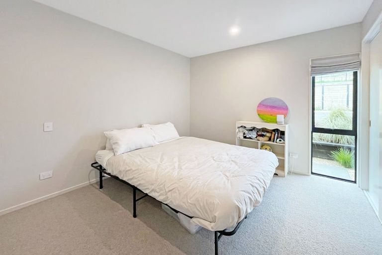 Photo of property in 6 Carex Rise, Cracroft, Christchurch, 8022