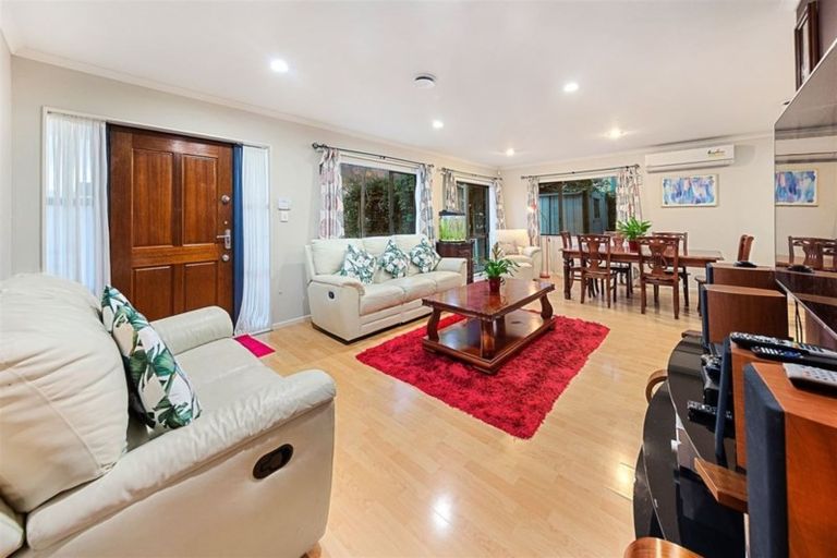 Photo of property in 85 Robert Skelton Place, Clendon Park, Auckland, 2103