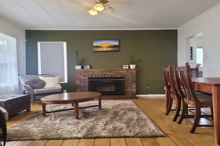 Photo of property in 1/47 Clevedon Road, Papakura, 2110