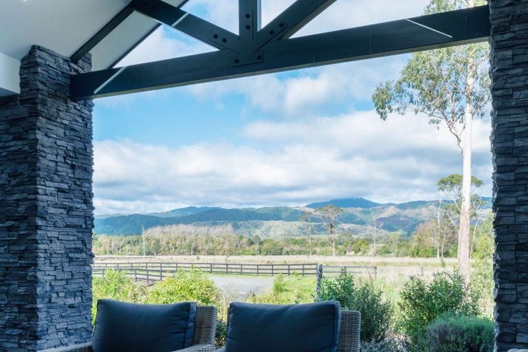 Photo of property in 31 Riveredge Terrace, Ohau, Levin, 5570