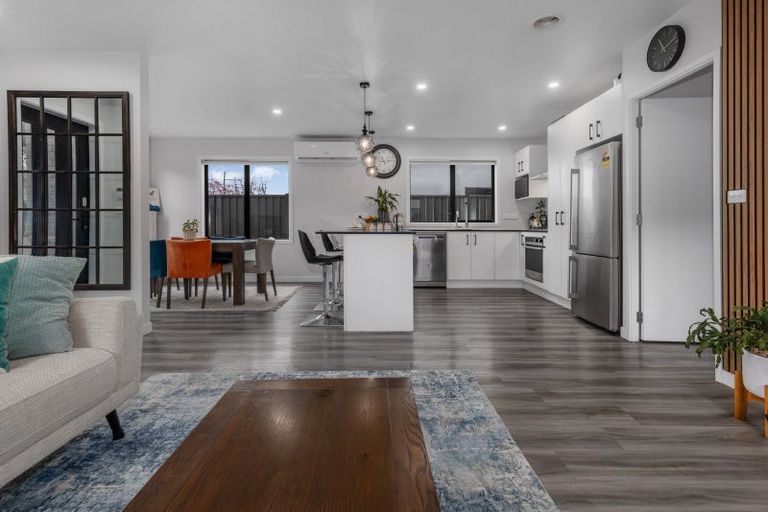 Photo of property in 41 Karearea Avenue, Kenepuru, Porirua, 5022