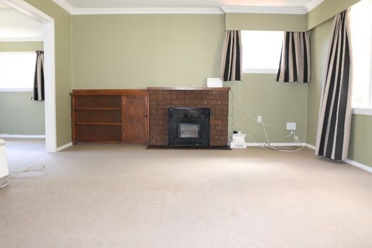 Photo of property in 4 Alton Place, Hokowhitu, Palmerston North, 4410