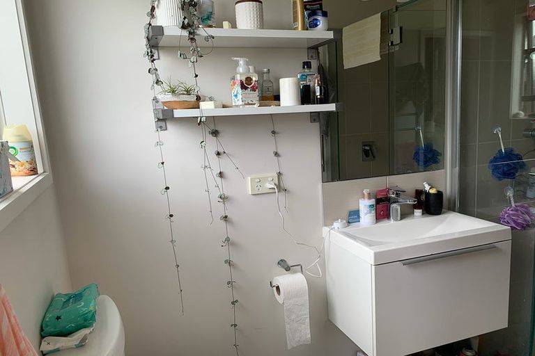 Photo of property in 50 Milano Boulevard, Karaka, Papakura, 2113