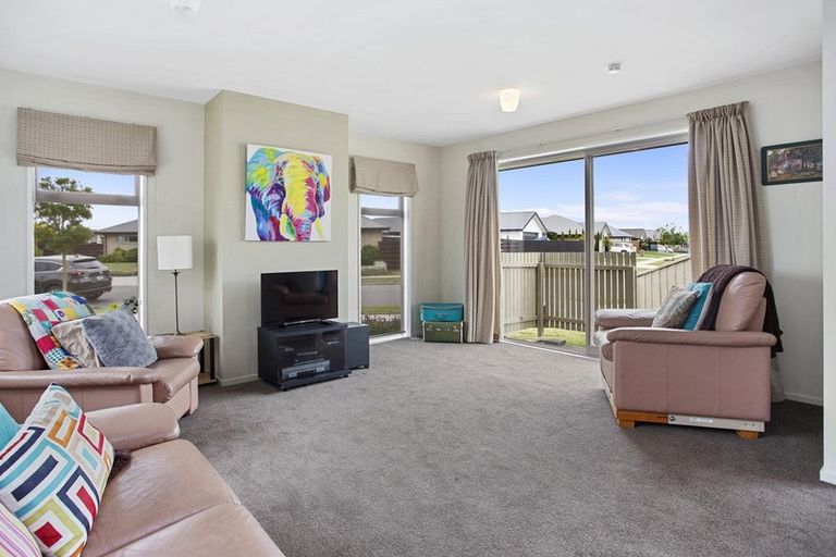 Photo of property in 2 Brockelbank Drive, Kaiapoi, 7630