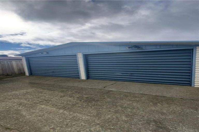 Photo of property in 9 Clutha Place, Westbrook, Palmerston North, 4412