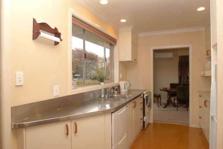 Photo of property in 26 Horopito Road, Waikanae, 5036