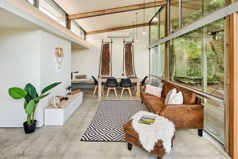 Photo of property in 4 Tangahoe Street, Paekakariki, 5034