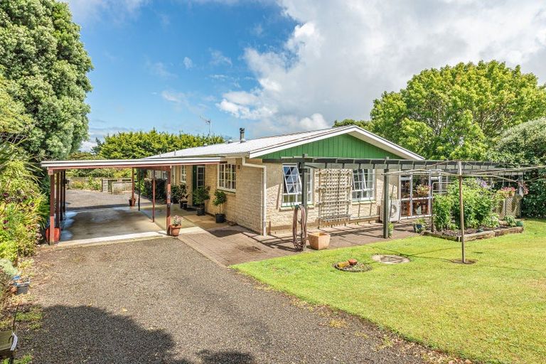 Photo of property in 220 Watt Livingstone Road, Westmere, Whanganui, 4574