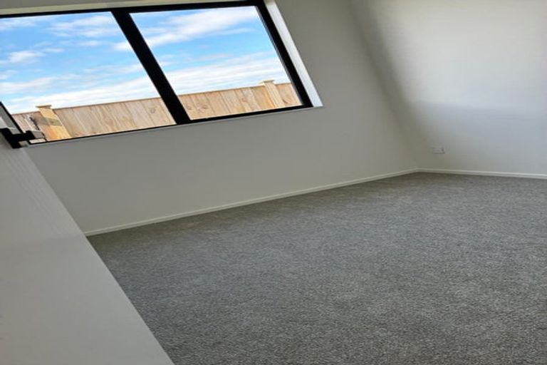 Photo of property in 13 Kaapehu Street, Karaka, 2578