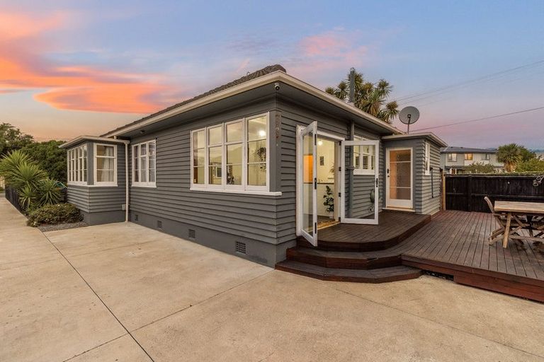 Photo of property in 19 Sewell Street, Linwood, Christchurch, 8062