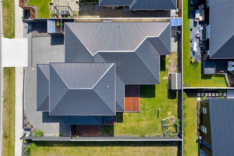 Photo of property in 38 Te Hurunui Drive, Pegasus, 7612