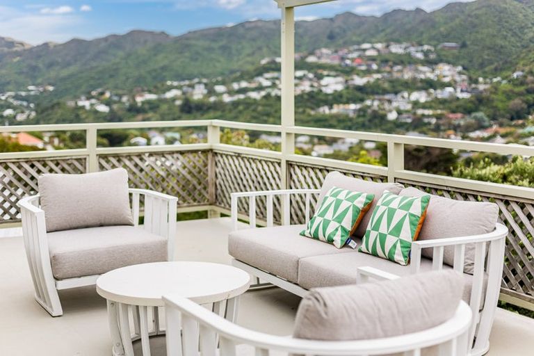 Photo of property in 15 Punjab Street, Khandallah, Wellington, 6035