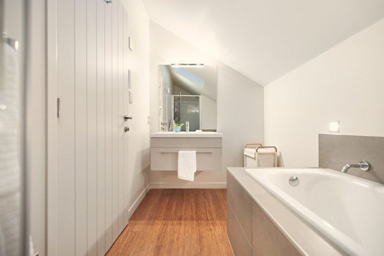 Photo of property in 38 Vernon Road, Minden, Tauranga, 3171