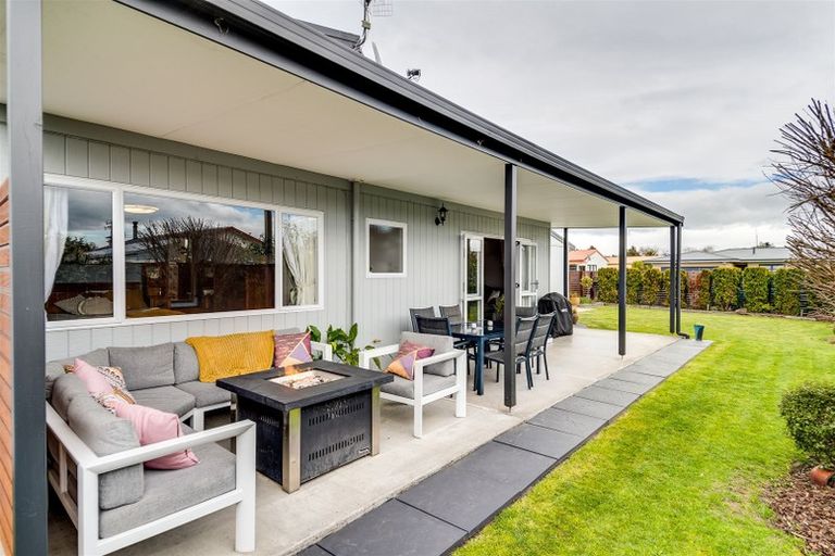 Photo of property in 1 Blundell Avenue, Waipukurau, 4200