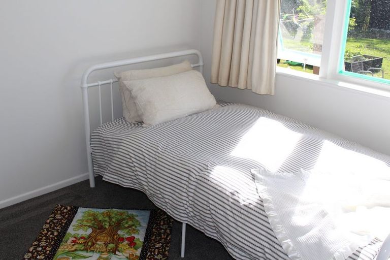 Photo of property in 121 Alexander Road, Raumati Beach, Paraparaumu, 5032