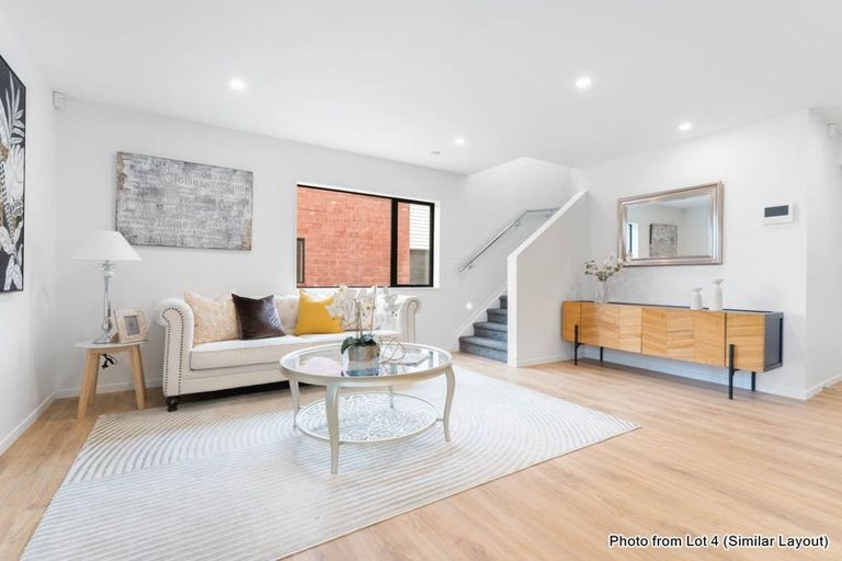 Photo of property in 87c Lynwood Road, New Lynn, Auckland, 0600