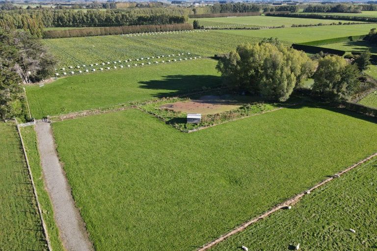 Photo of property in 335 Egerton Road, Winton, 9782