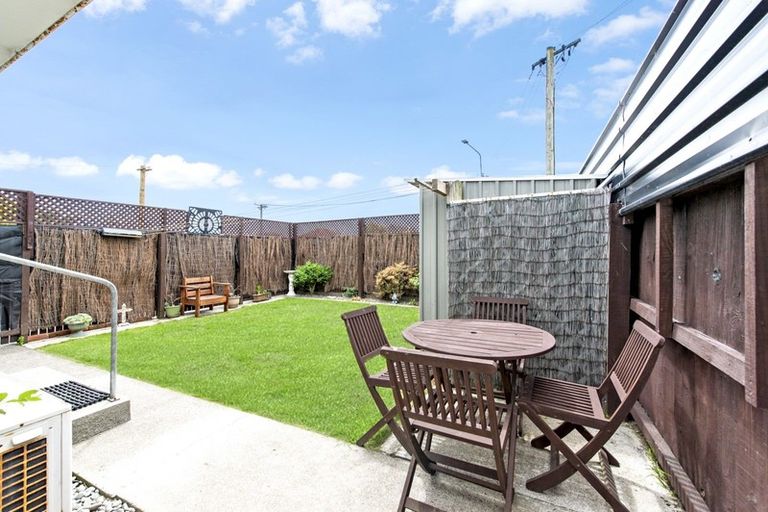 Photo of property in 1/66 Estuary Road, New Brighton, Christchurch, 8061