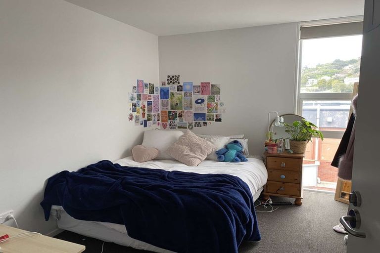 Photo of property in 10/2 Torrens Terrace, Mount Cook, Wellington, 6011