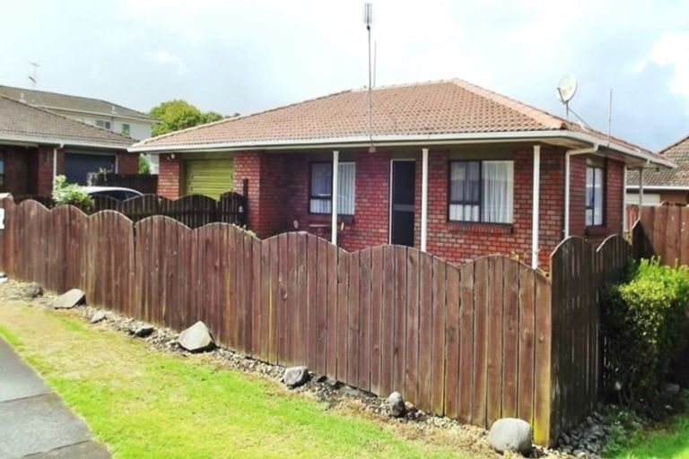 Photo of property in 2/64 Marne Road, Papakura, 2110
