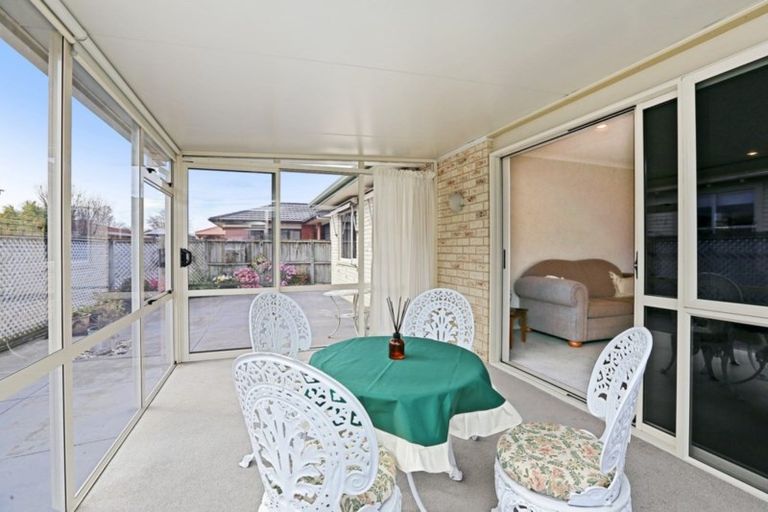Photo of property in 30a Lee Road, Taradale, Napier, 4112