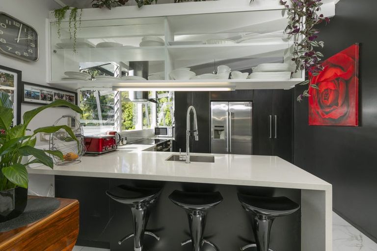 Photo of property in 12 Oratau Place, Greenhithe, Auckland, 0632