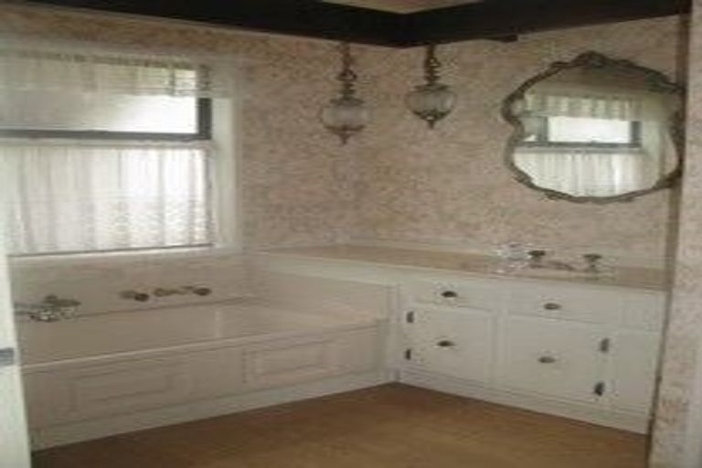 Photo of property in 13 Skilling Place, Farm Cove, Auckland, 2012