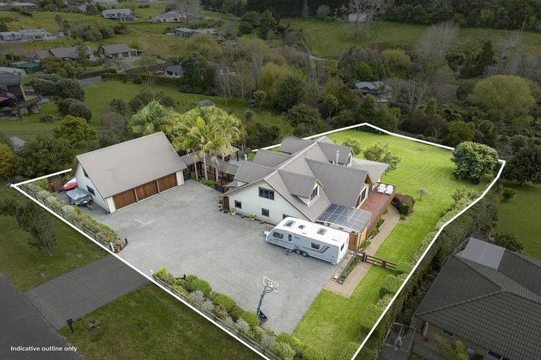 Photo of property in 17 Roger Guy Place, Welcome Bay, Tauranga, 3175