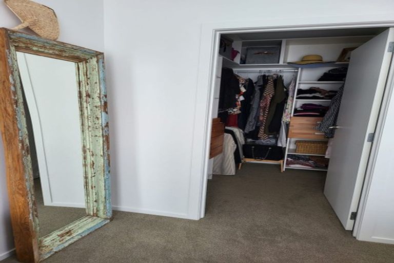 Photo of property in 9 Makete Crescent, Hobsonville, Auckland, 0618