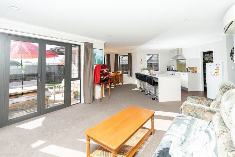 Photo of property in 15 Cole Thomas Place, Huntington, Hamilton, 3210