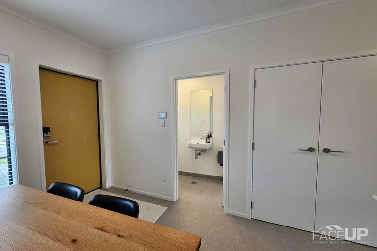 Photo of property in 20 Manarini Road, Westgate, Auckland, 0614