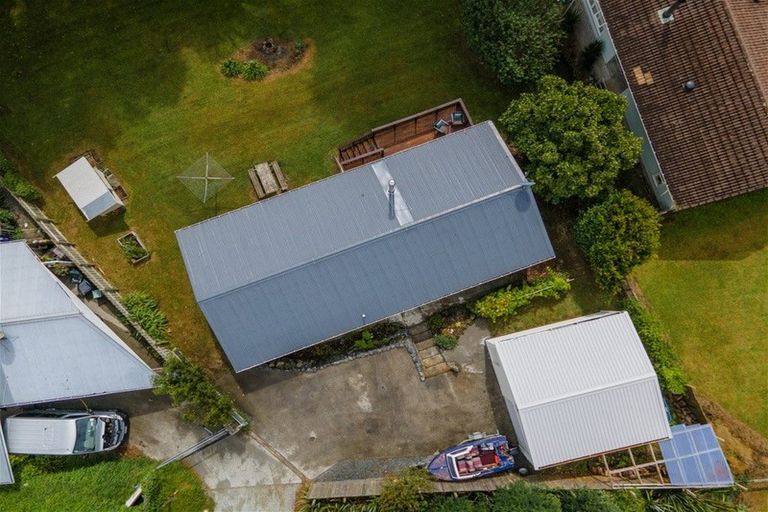 Photo of property in 20 Derrick Road, Kawakawa, 0210