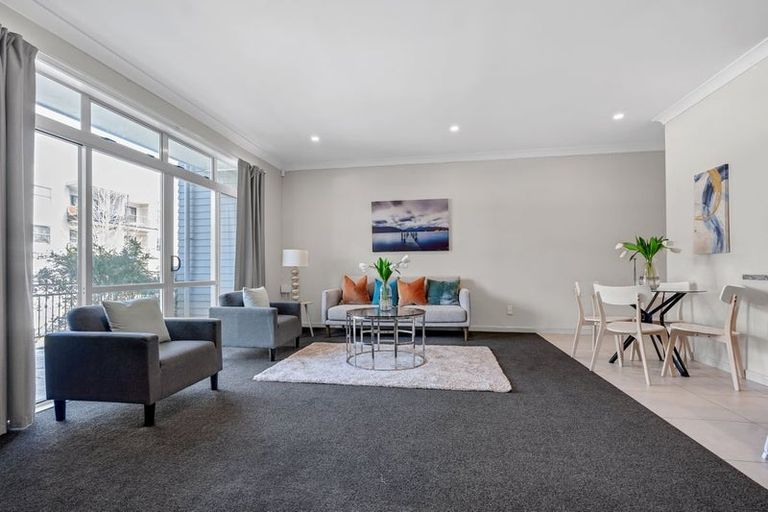 Photo of property in 7/44 Carlos Drive, Flat Bush, Auckland, 2016