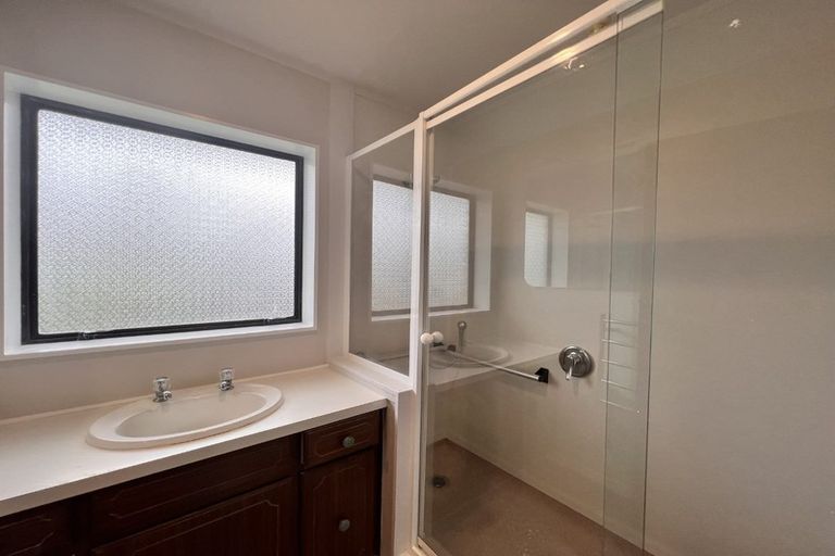 Photo of property in 221b Queen Street, Pukekohe, 2120