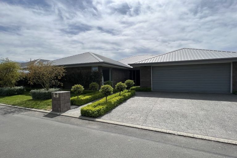 Photo of property in 14 Bernice Crescent, Yaldhurst, Christchurch, 8042