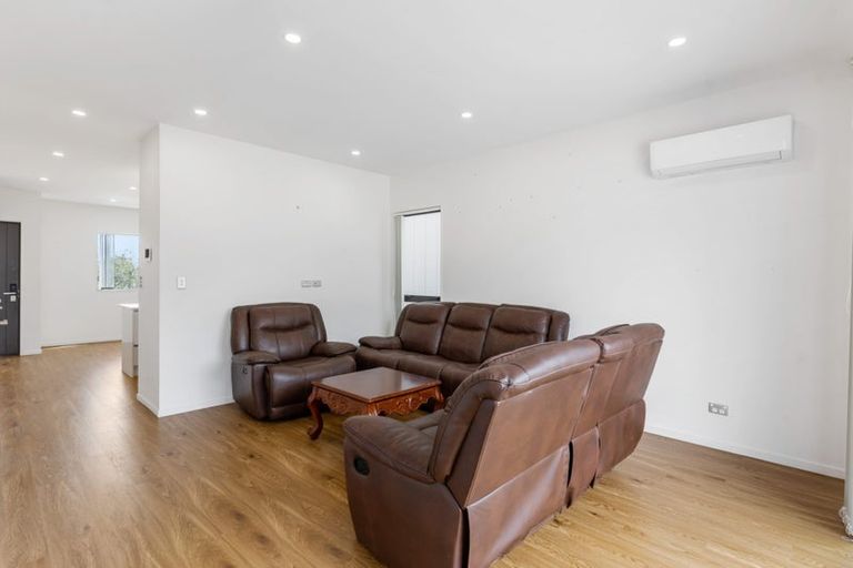 Photo of property in 139 Grove Road, Papakura, 2110