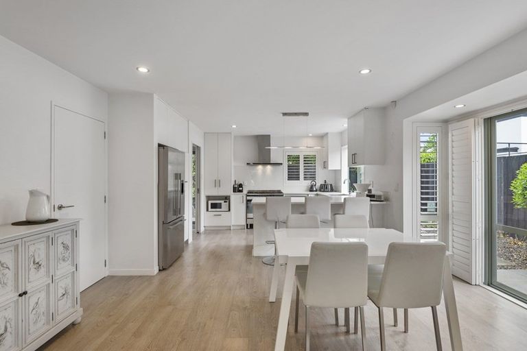 Photo of property in 20 Mays Road, St Albans, Christchurch, 8052